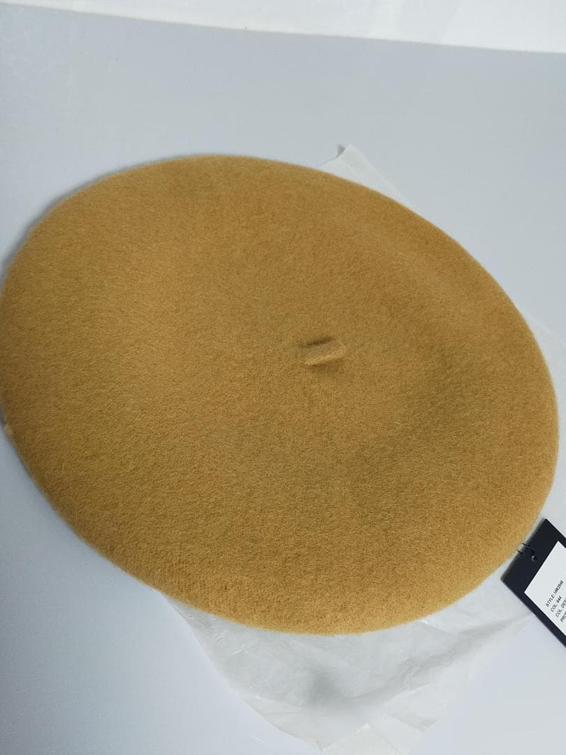 FRED PERRY ベレー帽　ダークキャラメル　正規品　新品　タグ付き