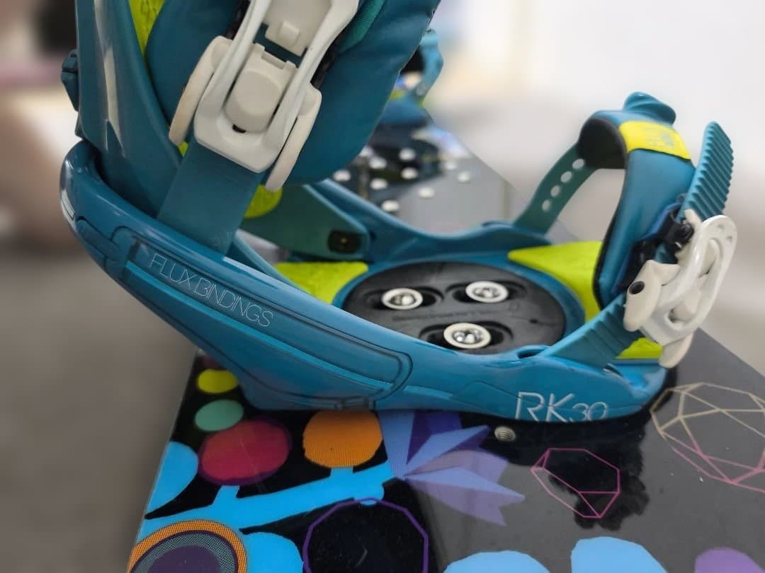 バートン スノーボード 140cm 23cFluxビンディングセット