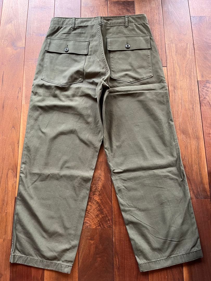 CIOTA スビンコットンバックサテンベイカーパンツ KHAKI 6