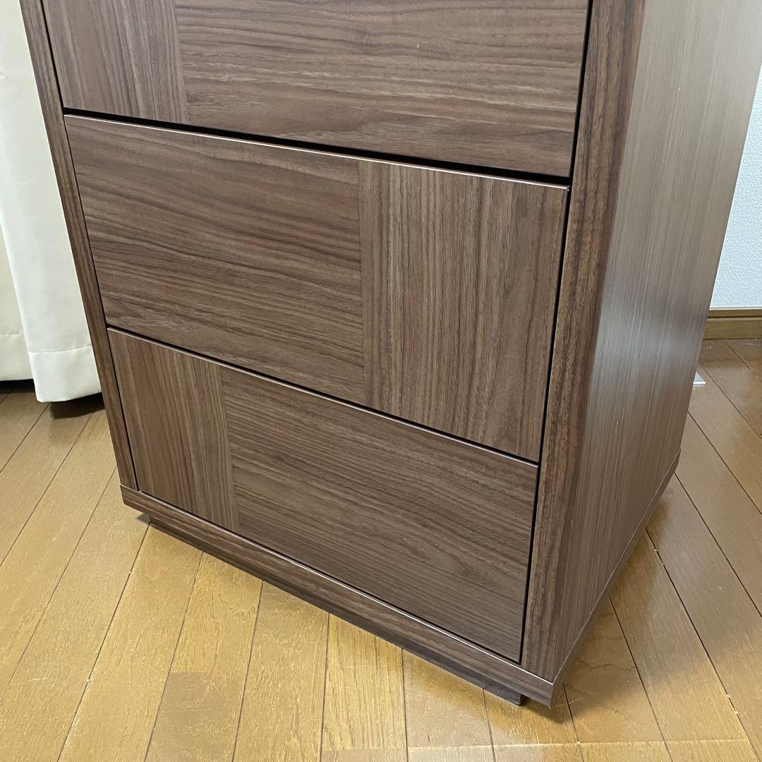 美品　丸繁木工　COMO 604 4段チェスト　プッシュタイプ　国産品　タンス