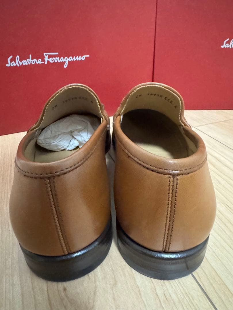Salvatore Ferragamo ブラウン ローファー