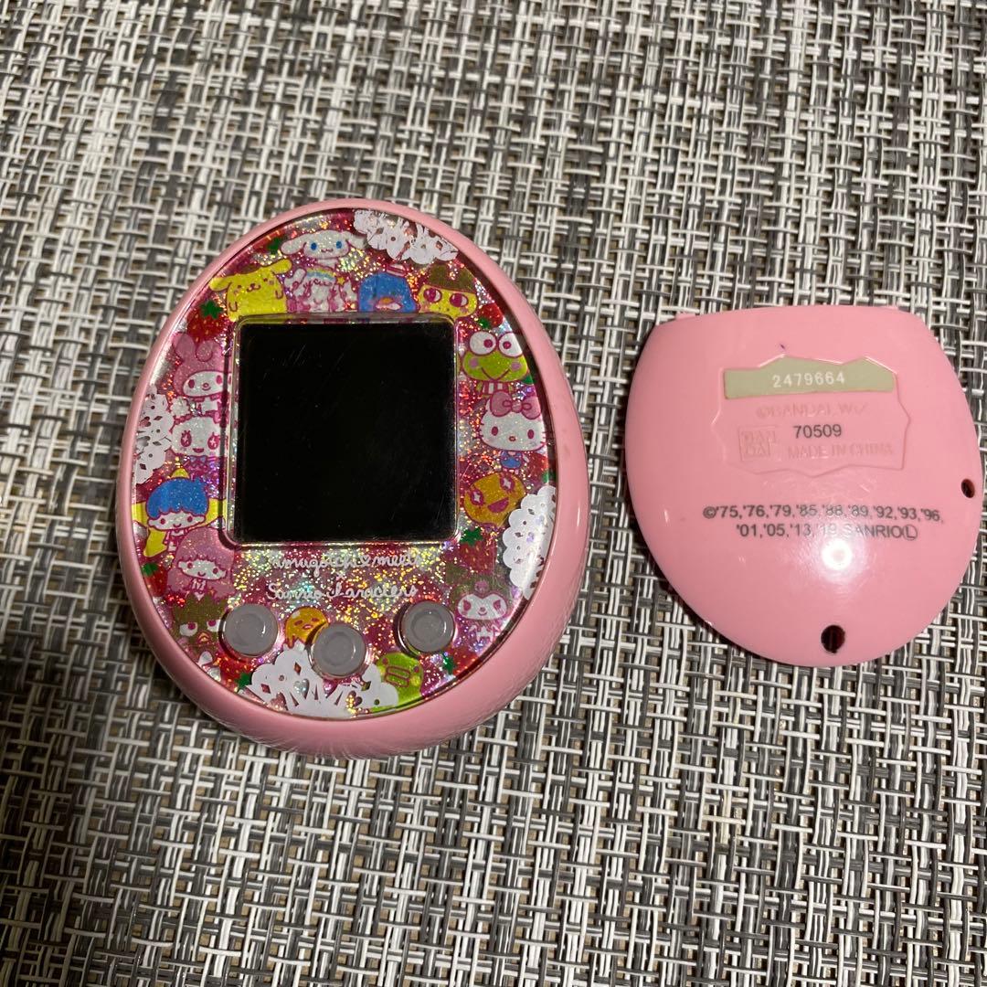 たまごっちみーつ サンリオキャラクターズみーつver. ピンク　箱あり