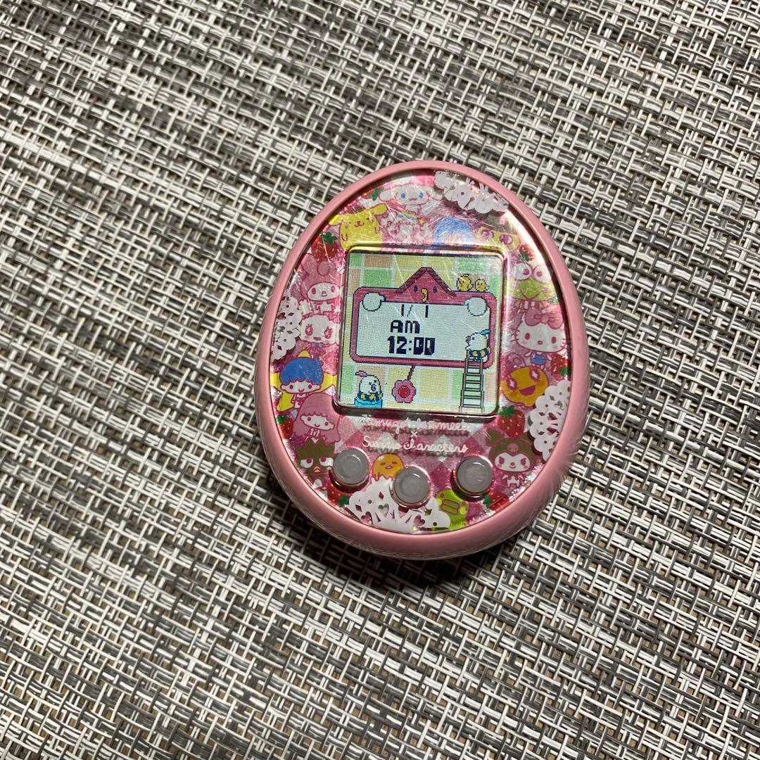 たまごっちみーつ サンリオキャラクターズみーつver. ピンク　箱あり