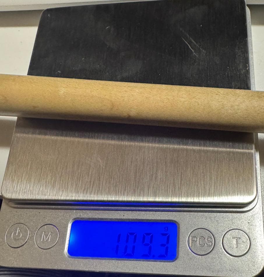 【中古】ユニバーサル　ビリヤード　キュー　使用頻度少