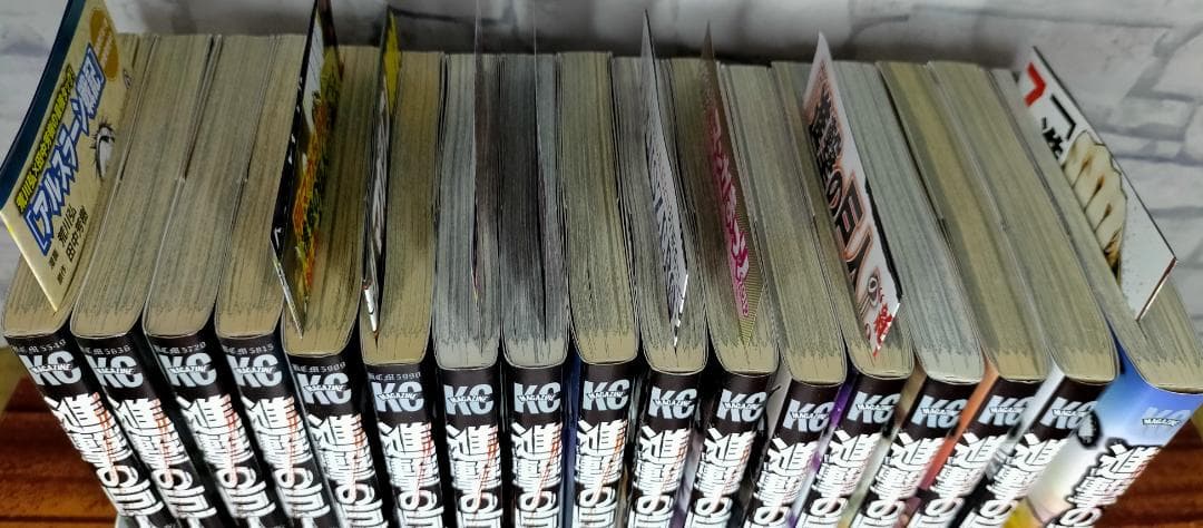 【全巻初版】進撃の巨人 全34巻セット ※1巻のみ帯なし・2巻以降は帯付きです