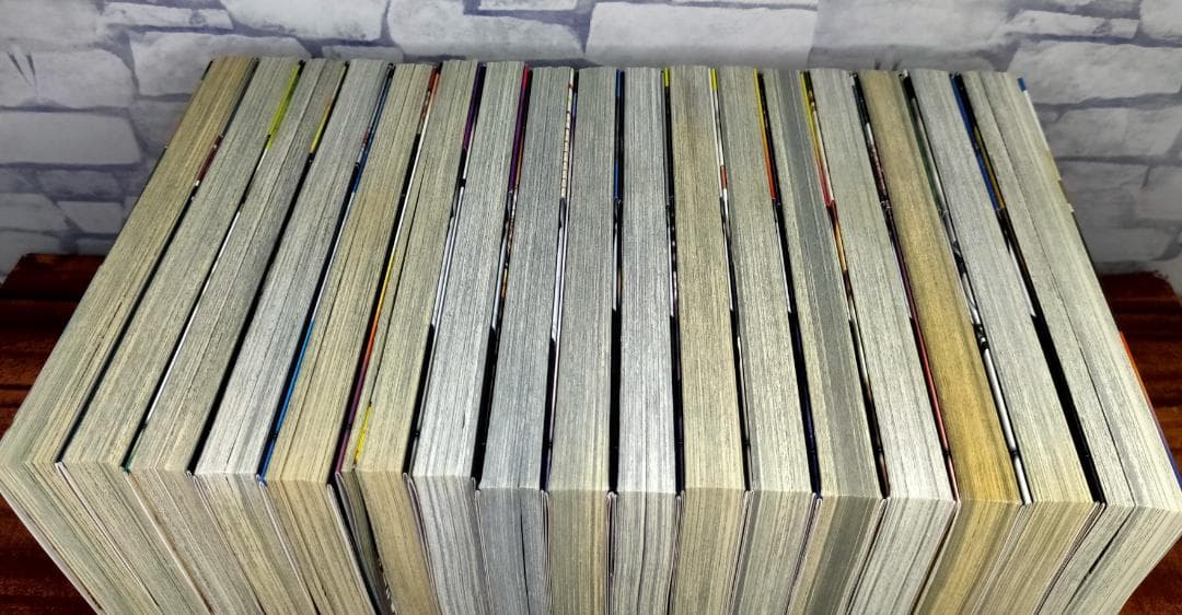 【全巻初版】進撃の巨人 全34巻セット ※1巻のみ帯なし・2巻以降は帯付きです