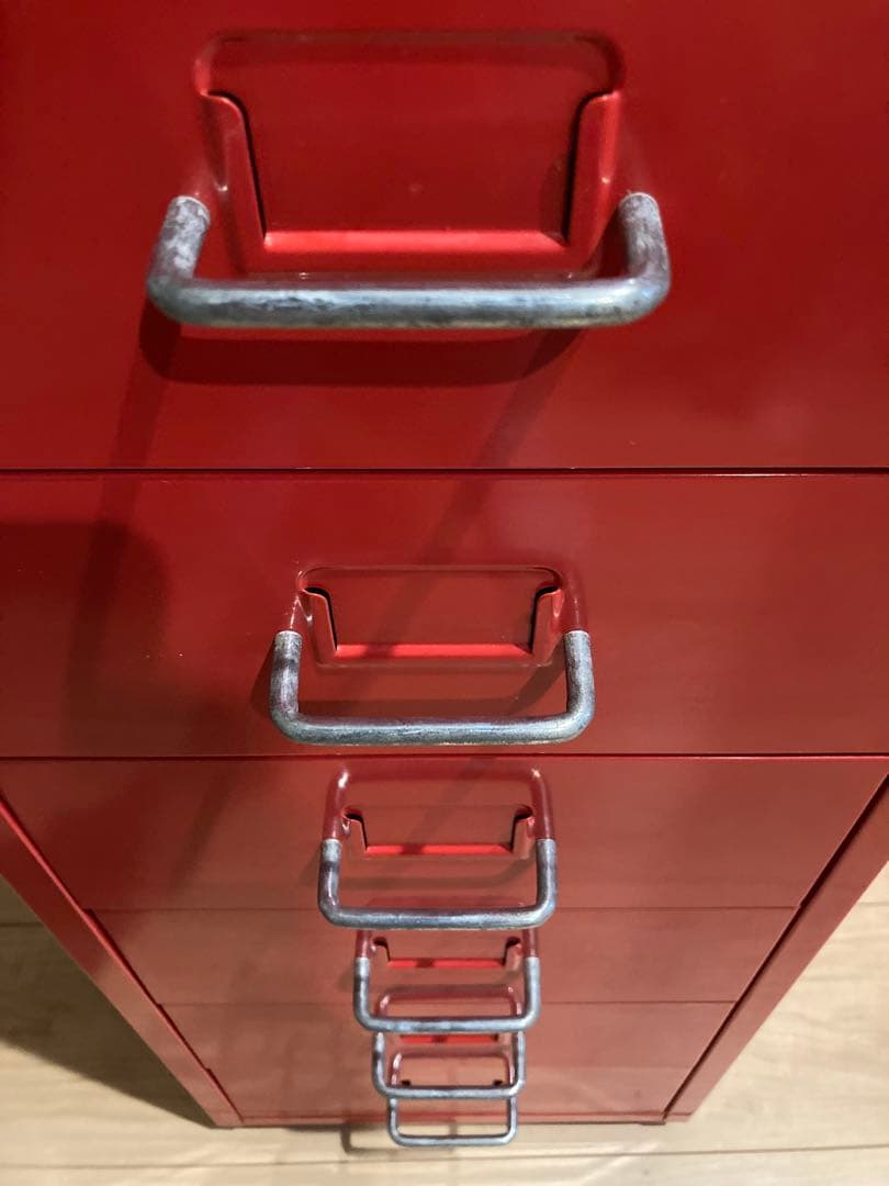 IKEA イケア　ヘルメル　引き出しユニット　キャスター付き　レッド