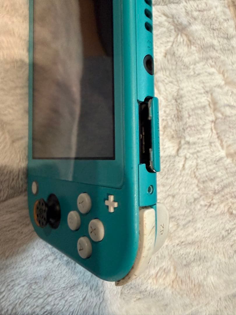 任天堂Switchライト　ジャンク品