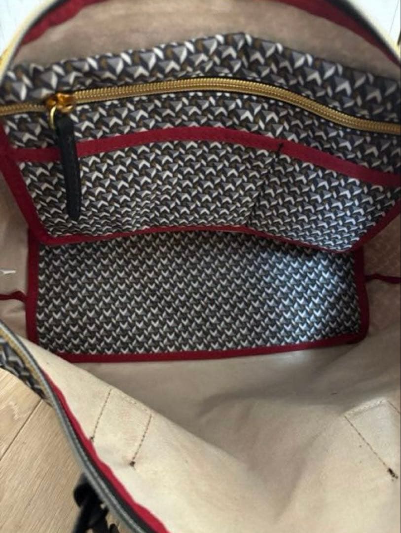 新品・未使用　ロベルタピエリ　新品　トートバッグ　レディース　バック　人気