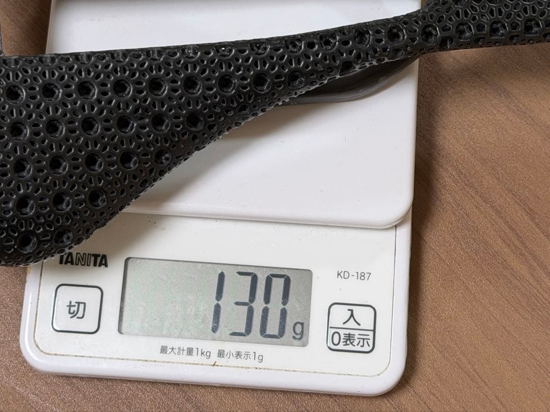 bjorn setka 143mm カーボン　3d サドル