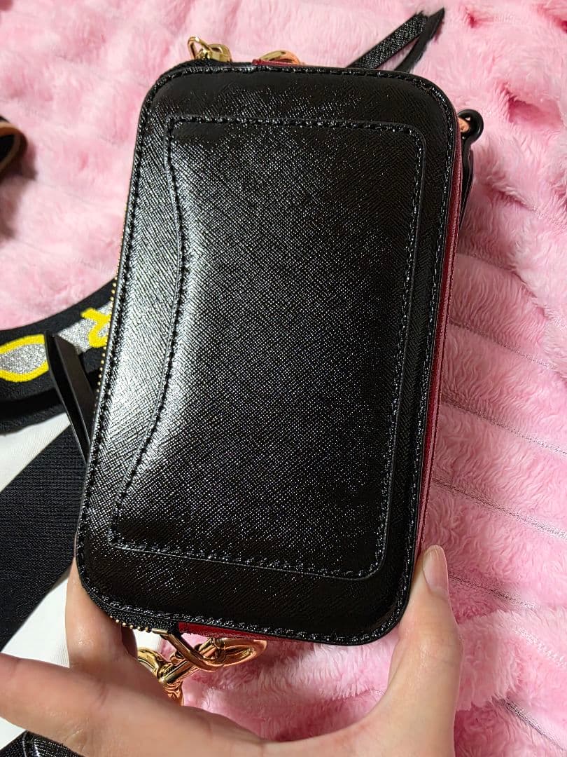 MARC JACOBS ブラックショルダーバッグ