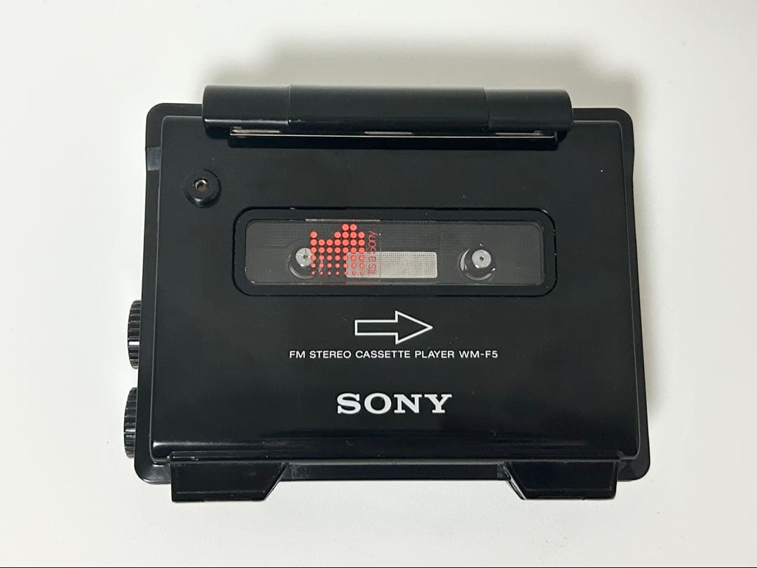 90【動作確認済】SONY WALKMAN SPORTS WM-F5 ブラック