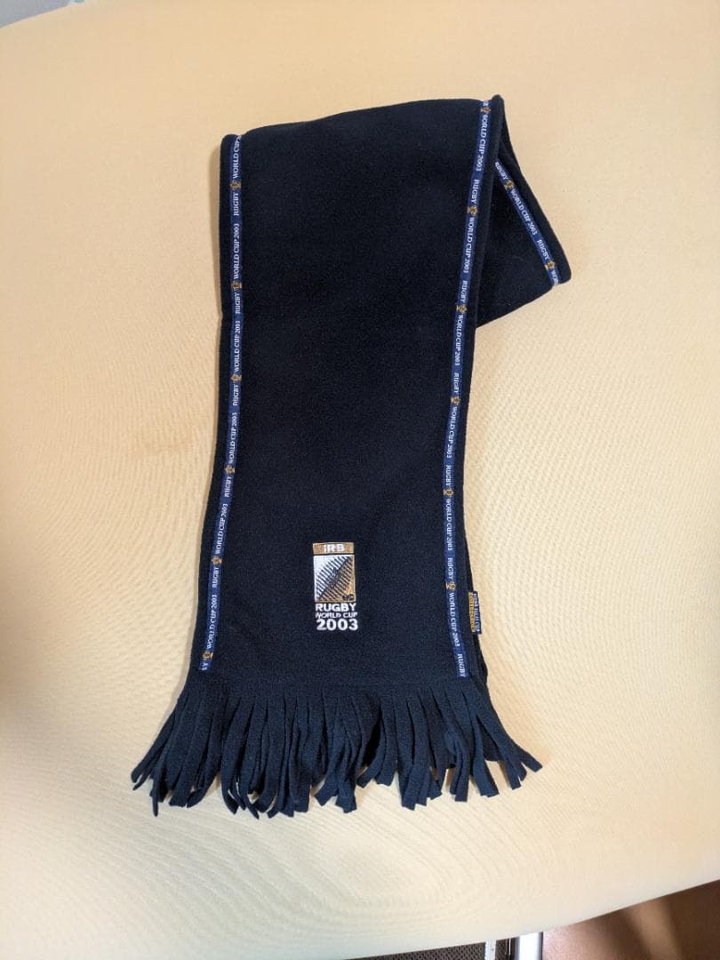 2003年のラグビーワールドカップ記念のポロシャツとマフラー