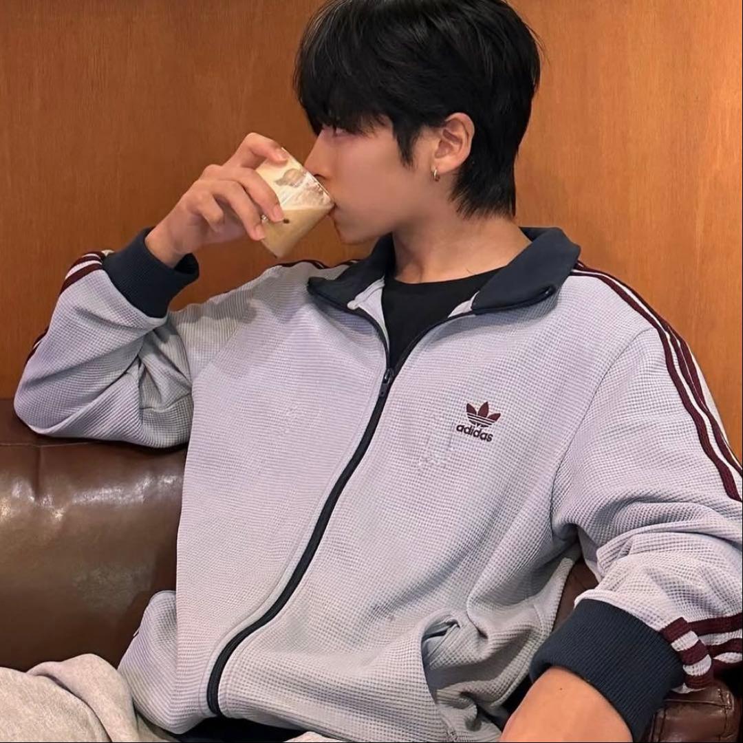 日本未発売カラーXL⭐️adidasアディカラー トラックトップ ワッフル グレー