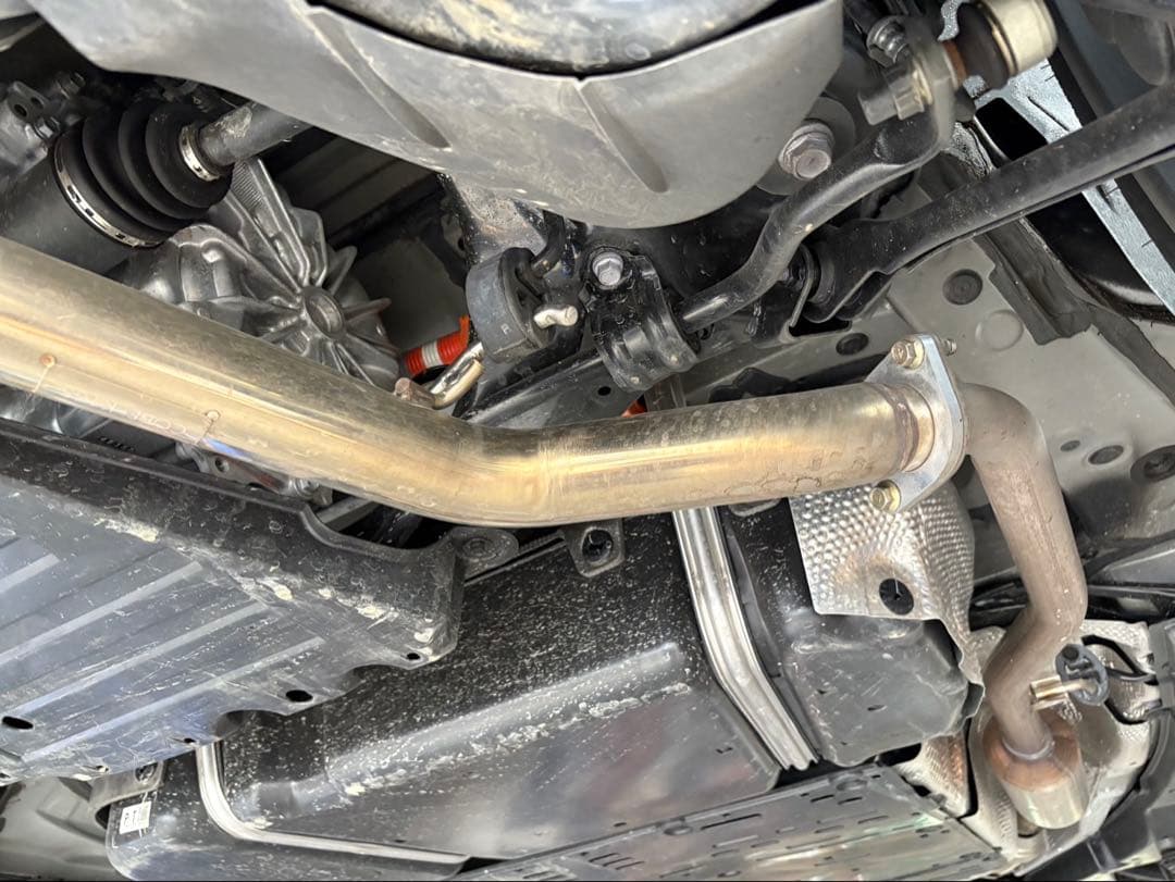 TOYOTA CROWN SPORT AZSH36/37W マフラー本体