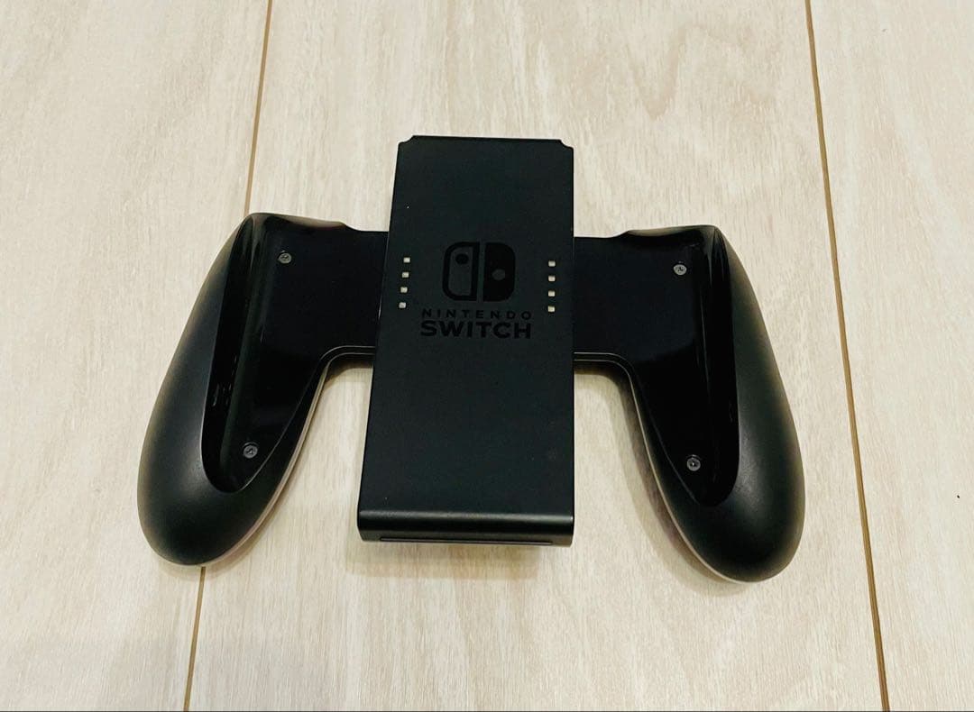 Nintendo Switch 本体 ハードケース 別途リモコン付き