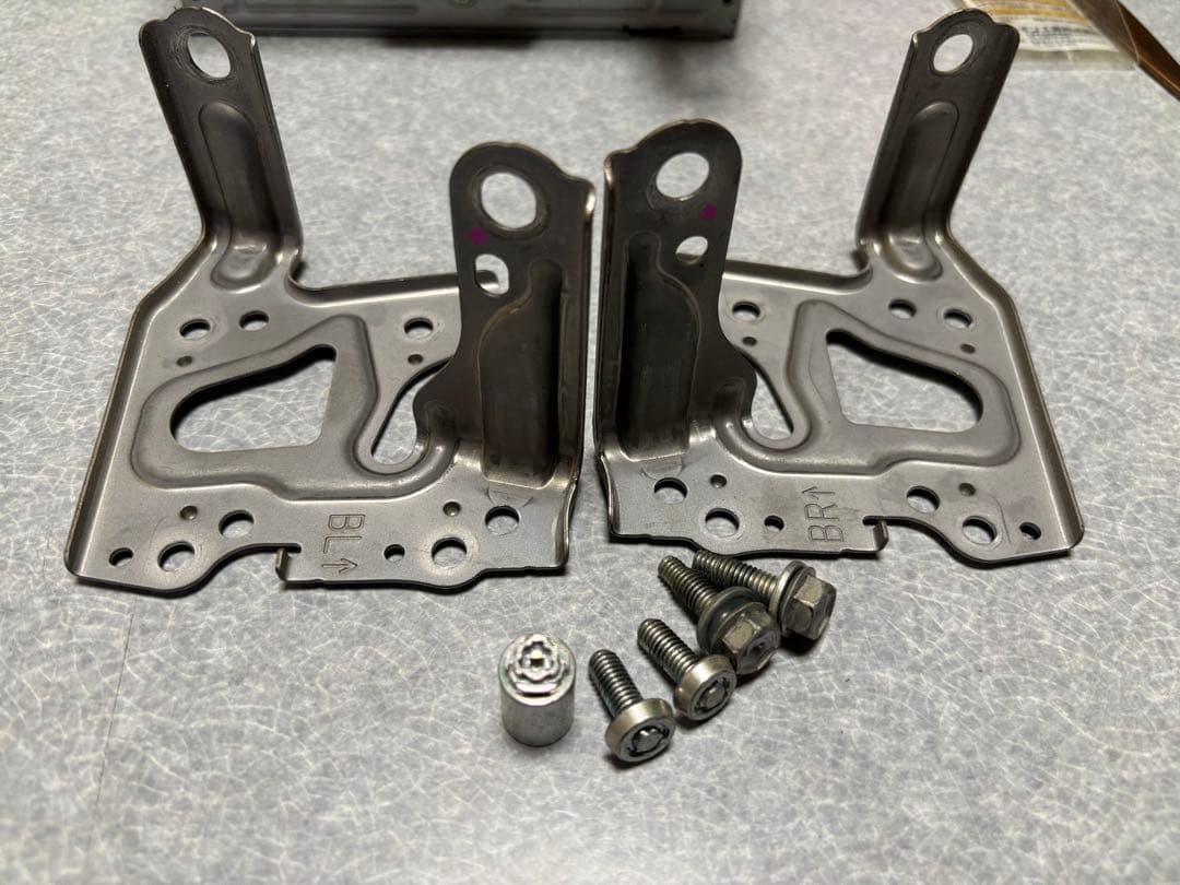 Pioneer AVIC-RW710 カーナビ　付属品