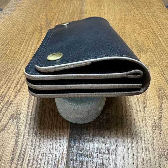 ミドルトラッカーウォレット　丘染め茶芯ブラック　シルバー　トラッカーウォレット