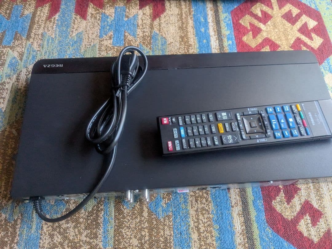 動作品 TOSHIBA DBR-T1010 2022年製Blu-rayレコーダー