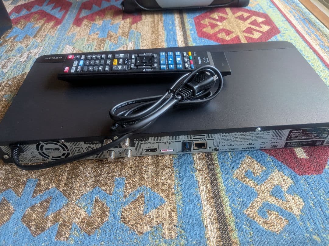 動作品 TOSHIBA DBR-T1010 2022年製Blu-rayレコーダー