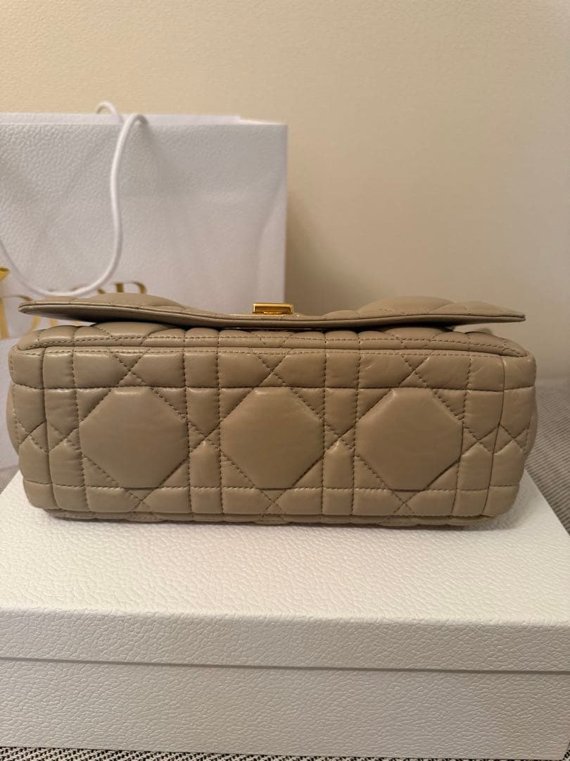 Dior Caro ソフトバック　ミディアム