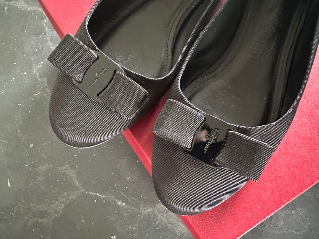 フェラガモのフラットパンプス25.5♡