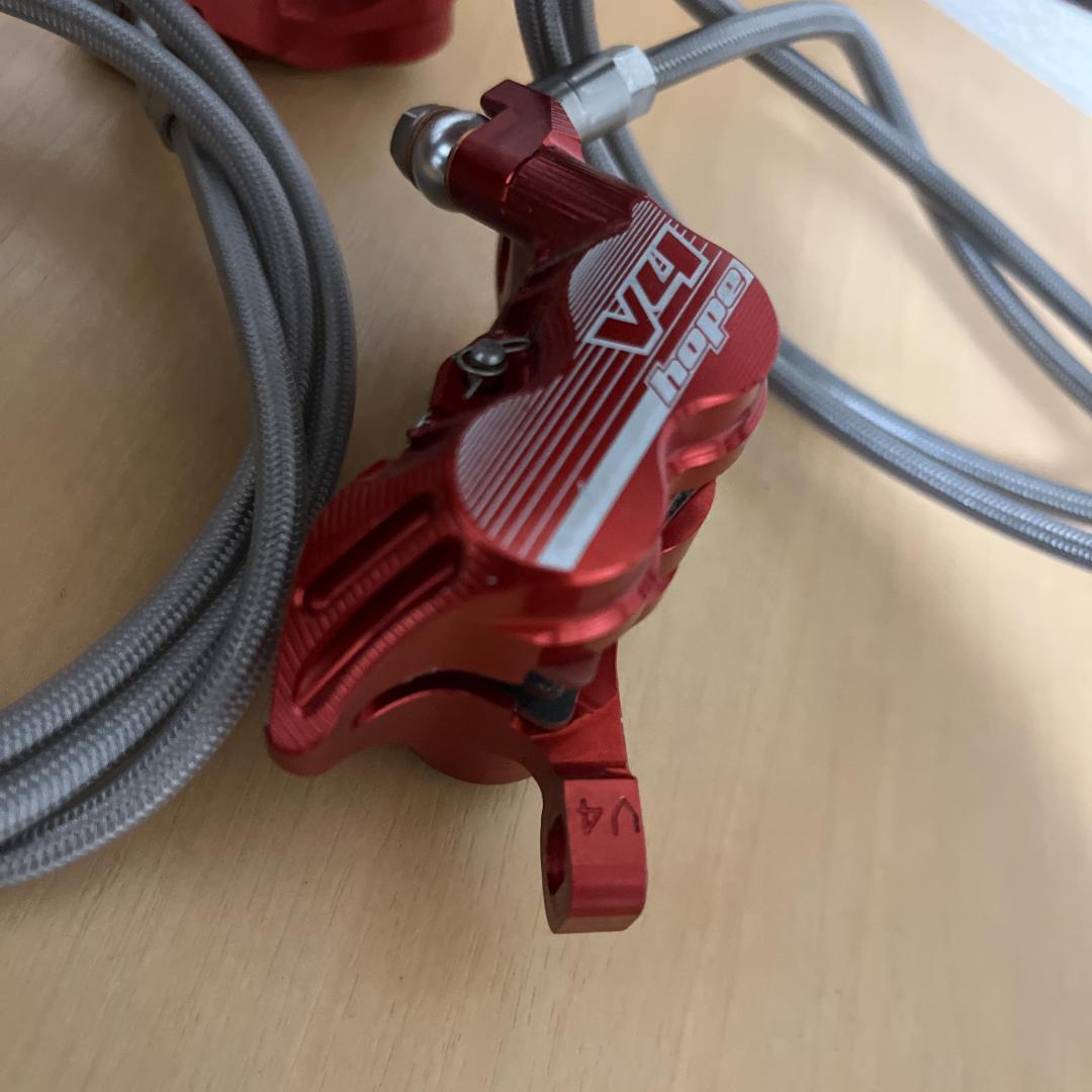 HOPE TECH3レバー、V4キャリパーセット