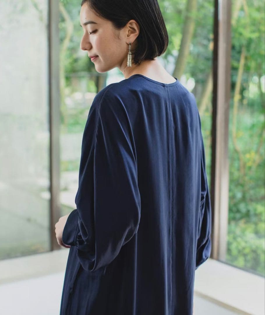 新品未使用★セミフォーマルドレス　ドルマン　Mサイズ　北欧暮らしの道具店