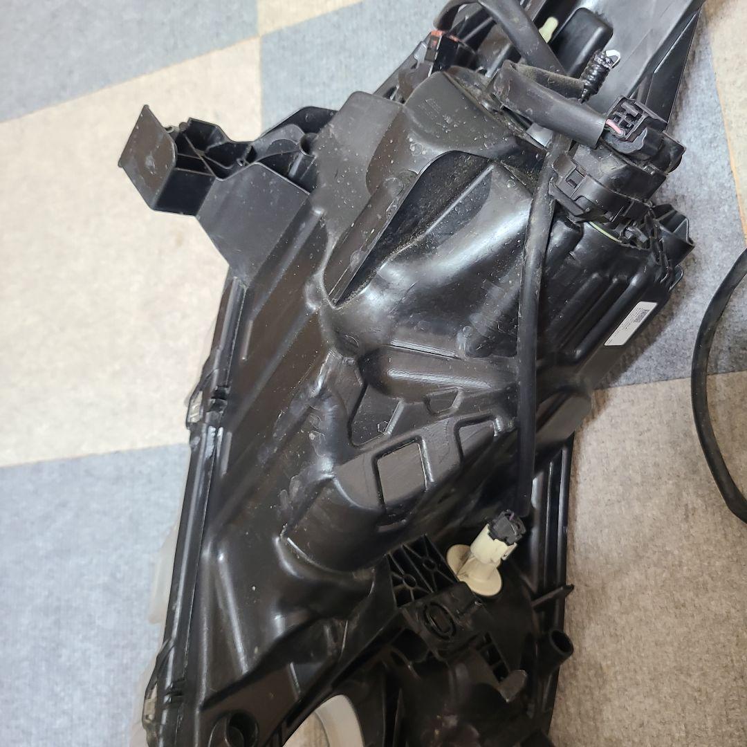 【日産 ノート E12】ハロゲンヘッドライト左右セット