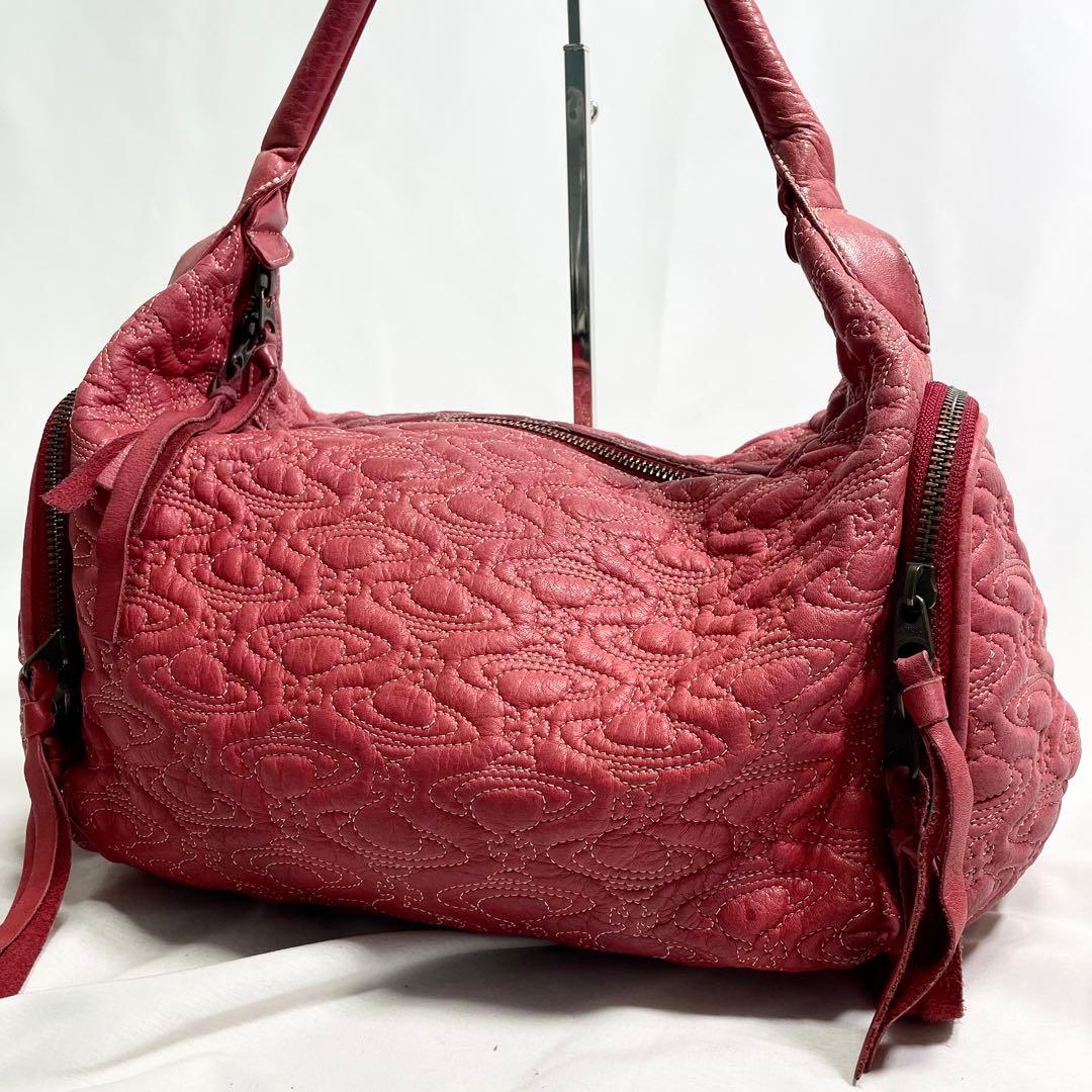 ヴィヴィアンウエストウッド ワンショルダーバッグ ロゴ 型押し 総柄 多機能 赤