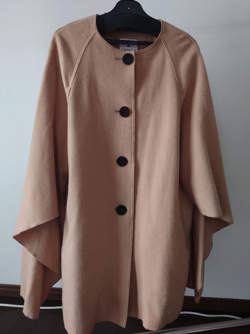 ベージュ ケープコート ファー付き