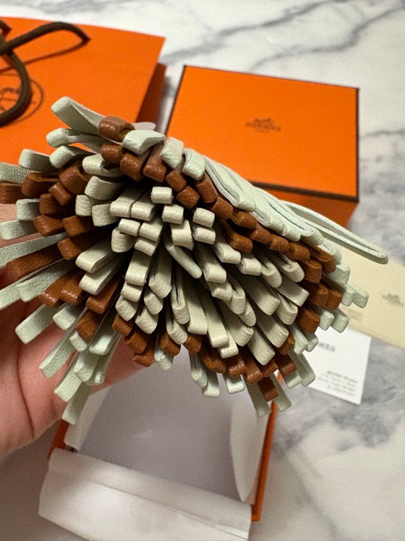 エルメスHERMES カルメン キーリング ラムスキン