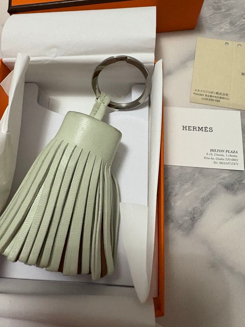 エルメスHERMES カルメン キーリング ラムスキン