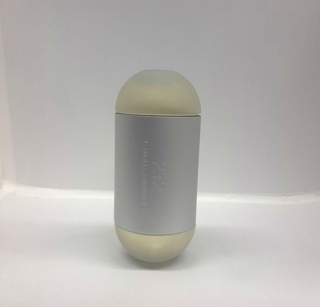 キャロライナへレラ　212オードトワレ100ml　香水