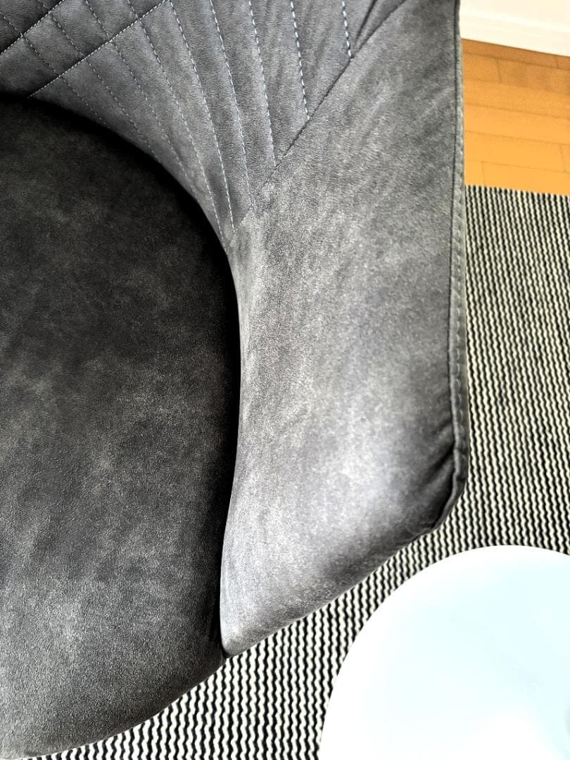 KAREカレ　ココ アンスラサイト スウィベルアームチェア　ダイニングチェア