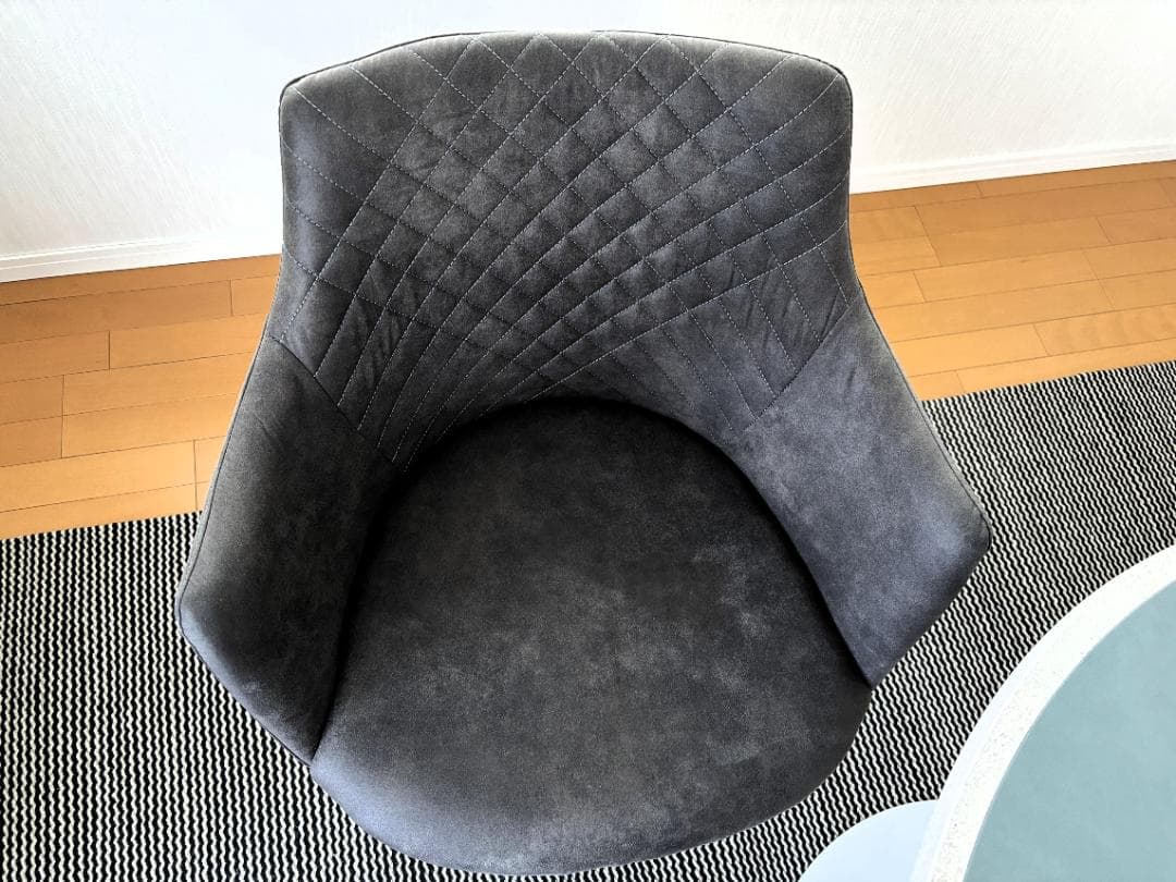 KAREカレ　ココ アンスラサイト スウィベルアームチェア　ダイニングチェア