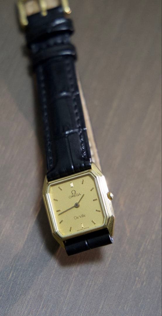 OMEGA De Ville クォーツ腕時計 ゴールド/ブラック