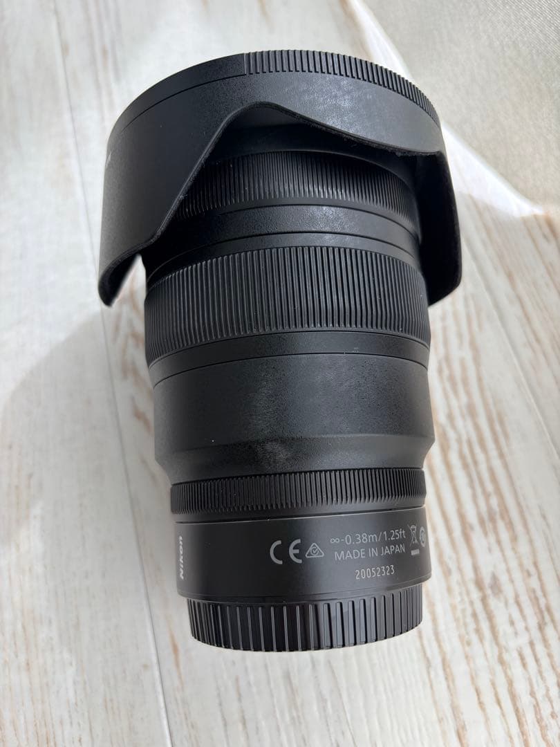 NIKKOR 24-70mm f/2.8 ズームレンズ