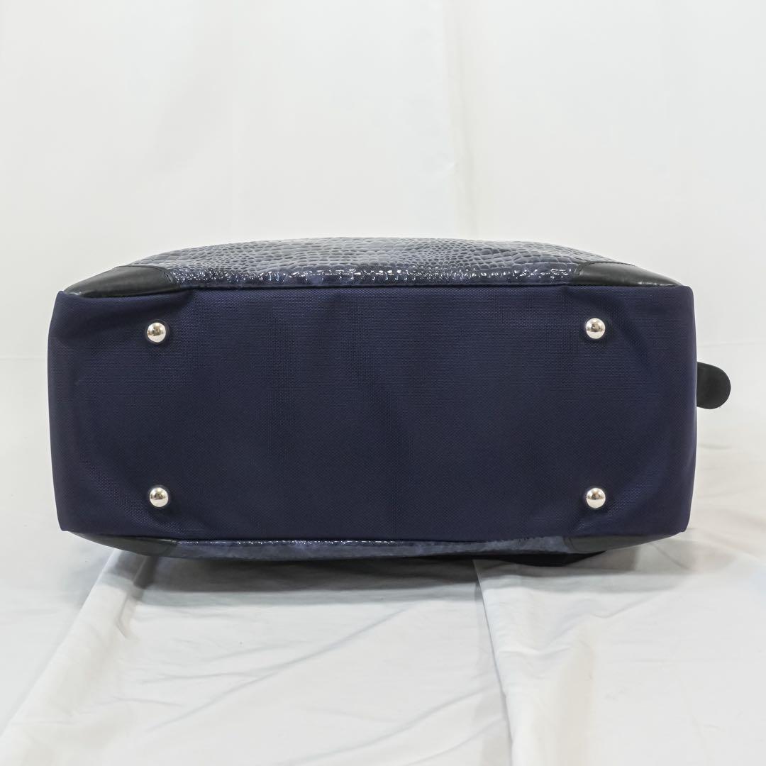 ☆美品☆ 希少！バーニーズニューヨーク　限定カラー　クロコ型押し　ボストンバッグ