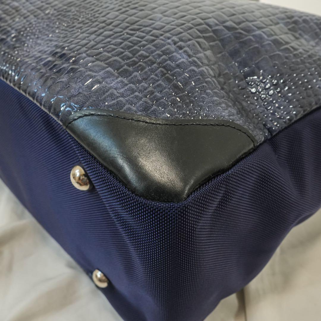 ☆美品☆ 希少！バーニーズニューヨーク　限定カラー　クロコ型押し　ボストンバッグ