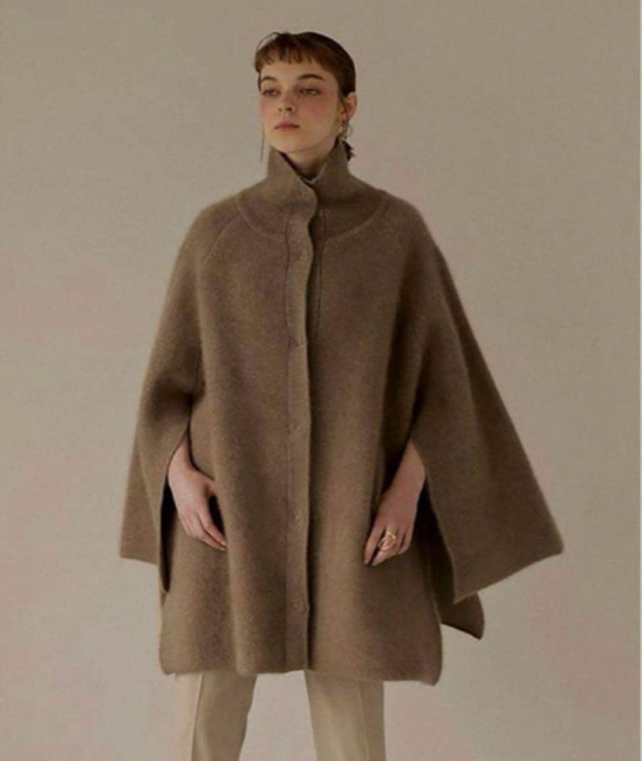 ETRE TOKYO スリットスリーブニットポンチョ