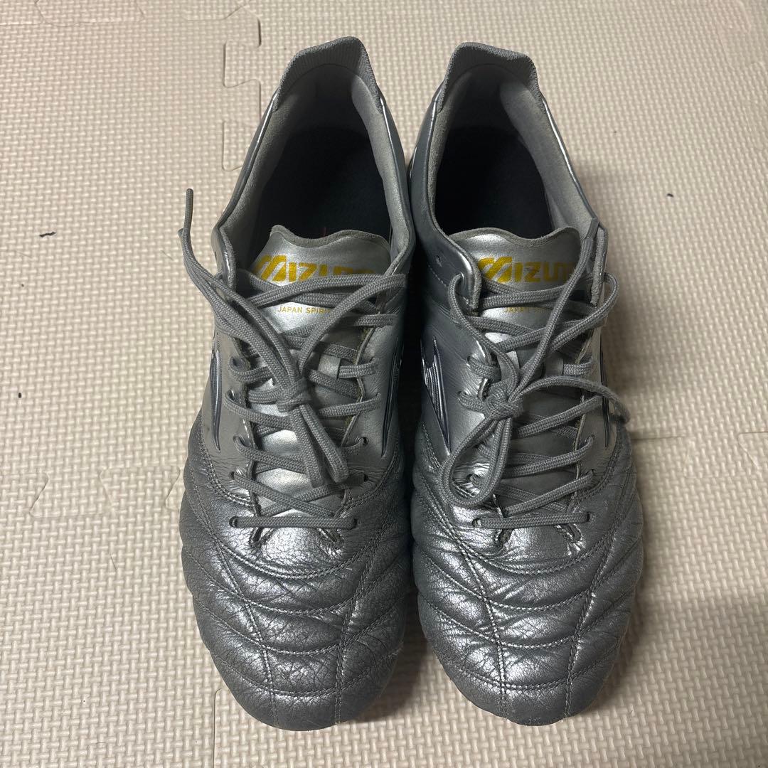 MORELIA NEO シルバースパイクシューズ　袋付き
