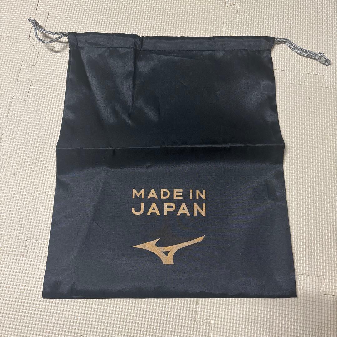 MORELIA NEO シルバースパイクシューズ　袋付き