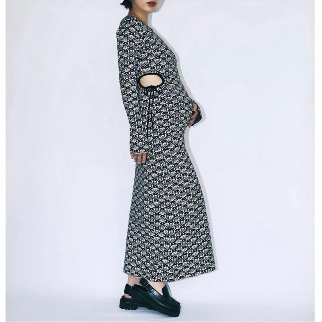 【AMBERGLEAM】Art Knit Dress / Geometry