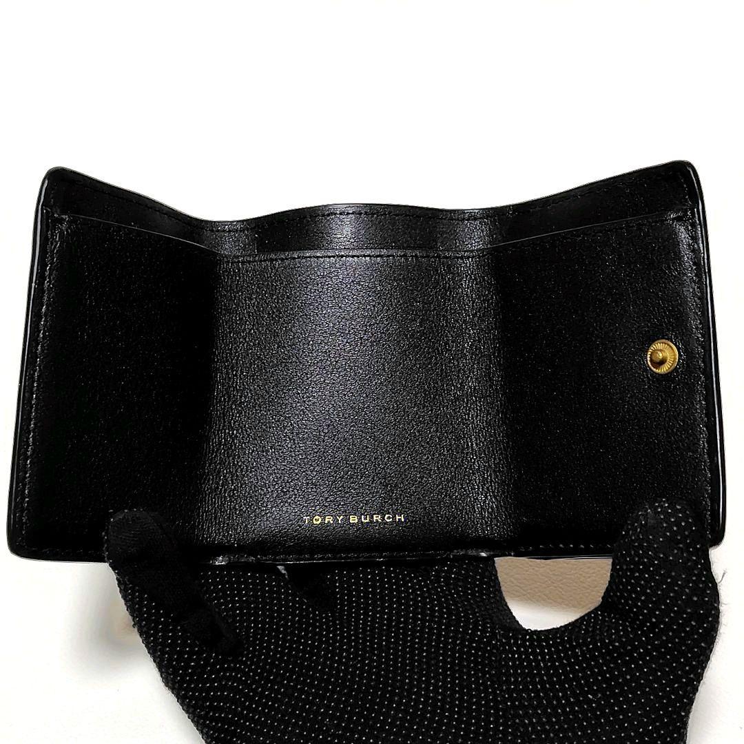 美品✨　トリーバーチ　3つ折り財布　黒　シボ革　金具ロゴ　シンプル