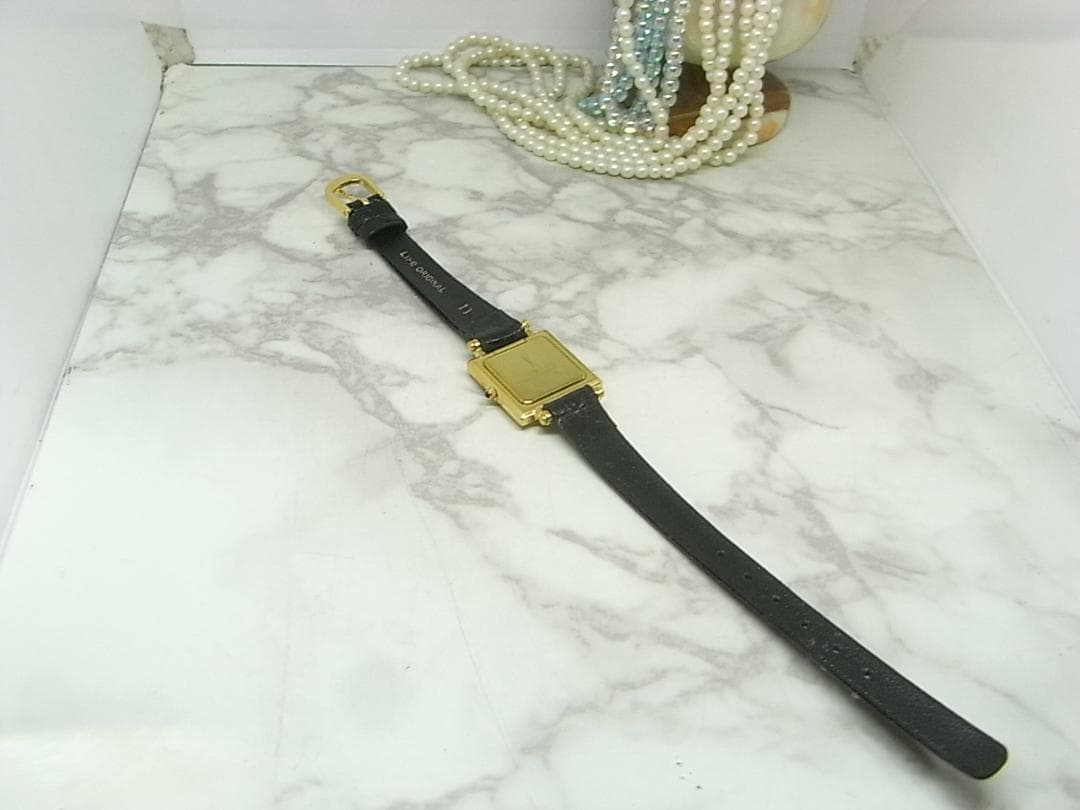 美品　イヴサンローラン　YSL　飾りベゼル　ベルト新品　レディース　ウォッチ