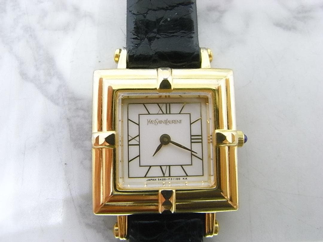 美品　イヴサンローラン　YSL　飾りベゼル　ベルト新品　レディース　ウォッチ