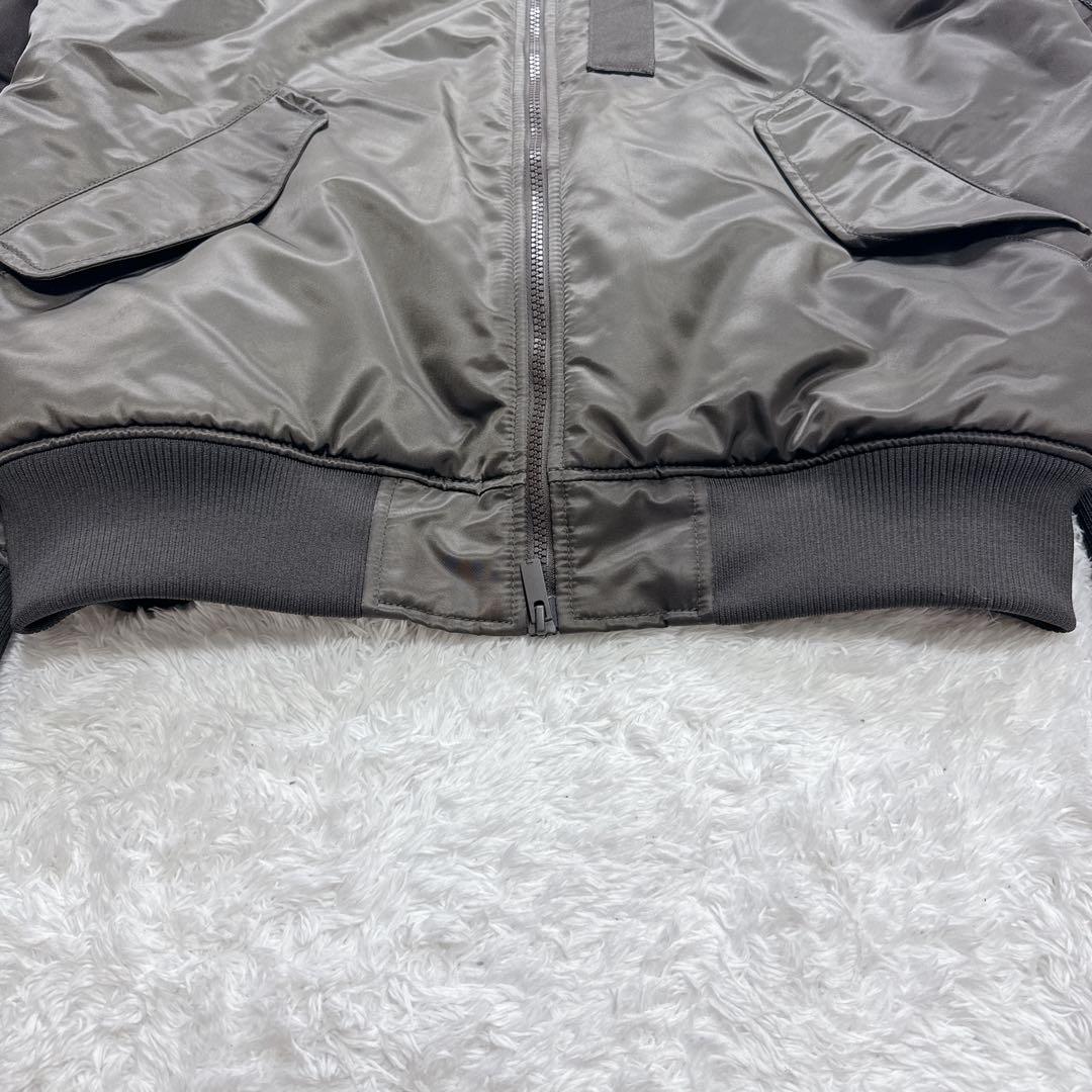 【入手困難】ユニクロ ハイブリッドダウンオーバーサイズ MA-1 ブルゾン L