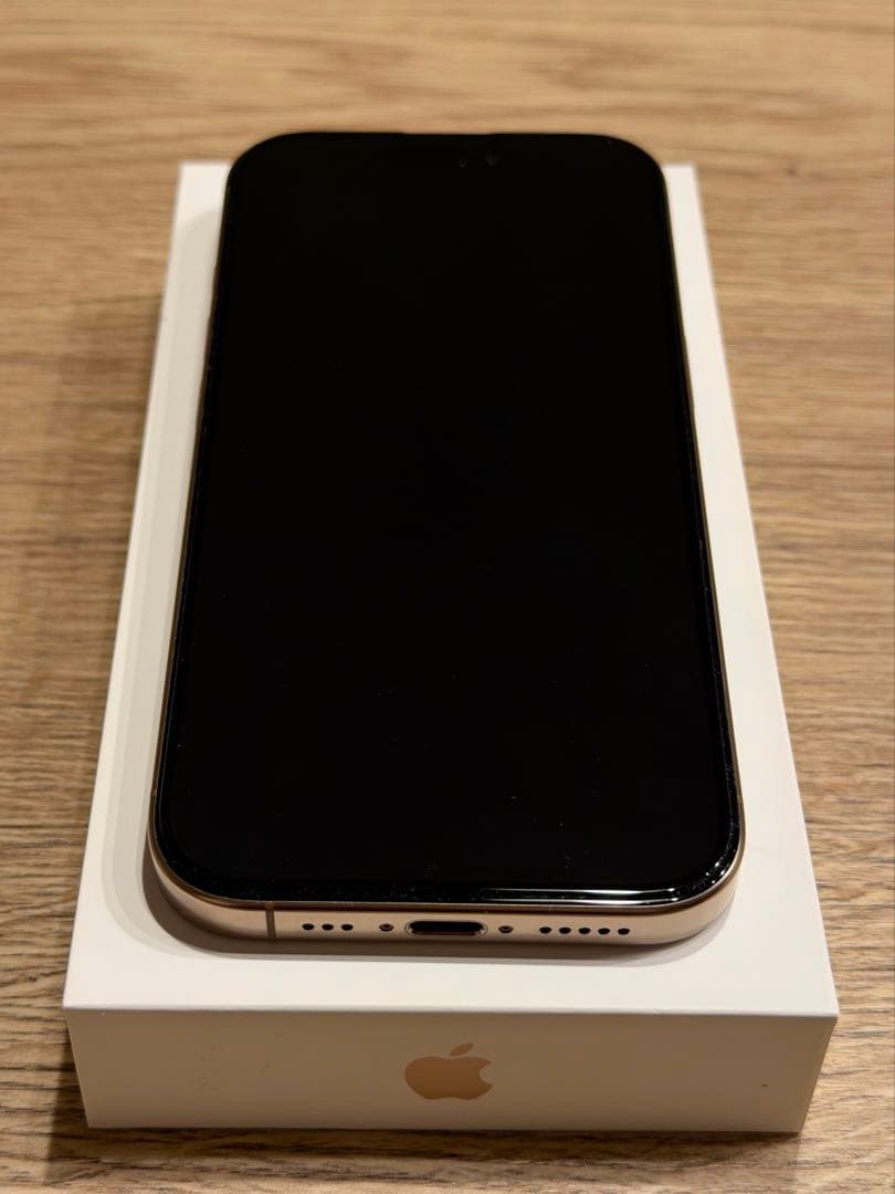 【美品】ケースなし iPhone16Pro デザートチタニウム 512GB