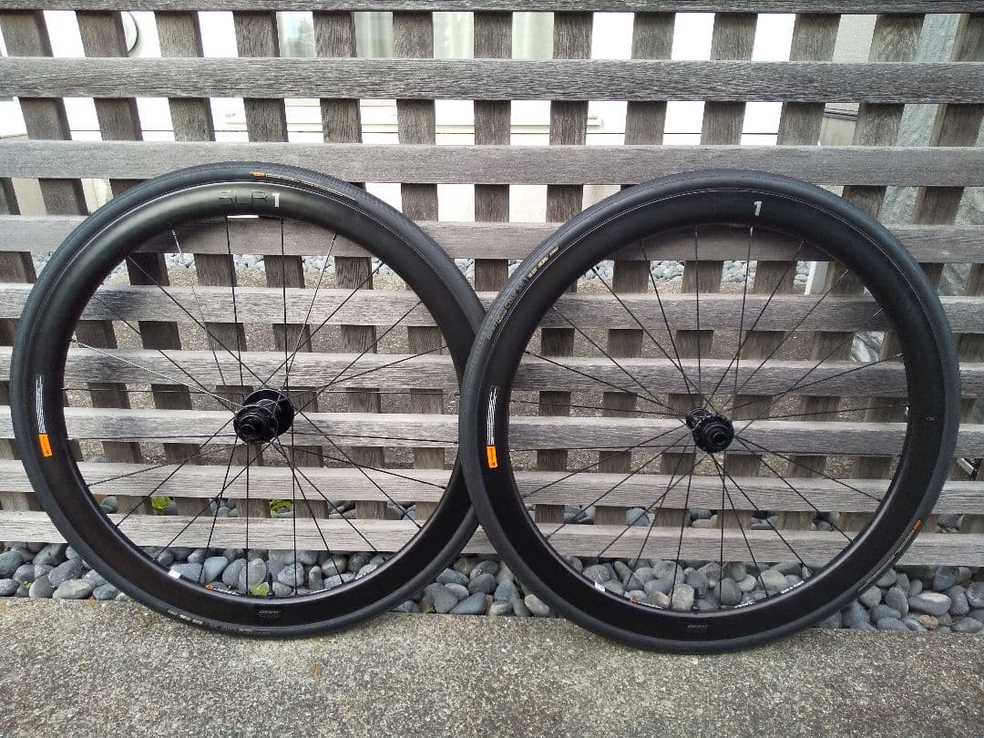 GIANT SLR1 42 DISC Hookless カーボンホイール